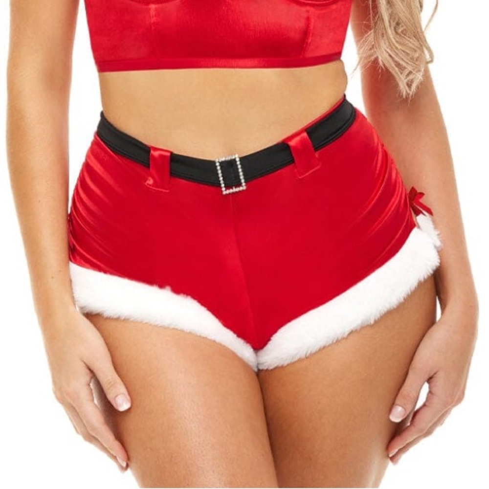 OH LA‎ LA CHERI High Waist Holiday Shorts 🎄